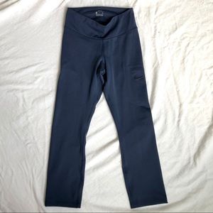 Women’s Nike Navy Cropped Leggings w/ Side Pocket